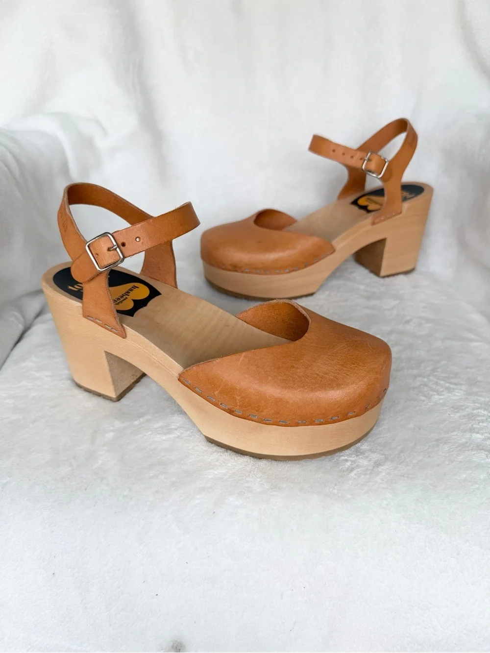 NWOT Swedish Hasbeens Krillan Size 38 US (7.5/8)